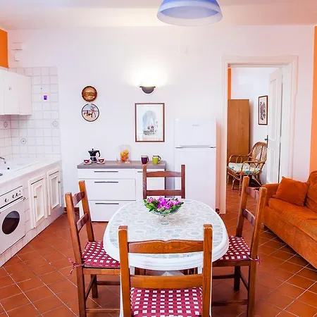 Casa Silvia 2 Pt Nyaraló Porto Cesareo